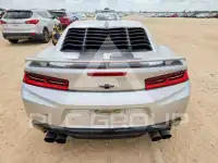 2018 Chevrolet Camaro фото