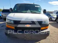 2018 Chevrolet Express фото