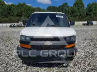 2018 Chevrolet Express фото