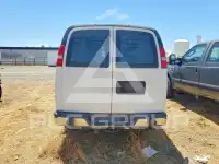 2018 Chevrolet Express фото