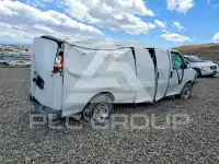 2018 Chevrolet Express photo
