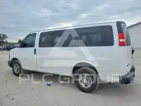 2018 Chevrolet Express фото