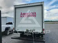 2018 Chevrolet Express фото