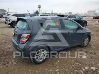 2018 Chevrolet Sonic фото