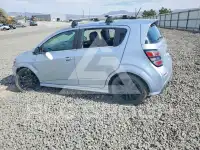 2018 Chevrolet Sonic фото