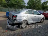 2018 Chevrolet Sonic фото