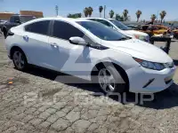 2018 Chevrolet Volt photo