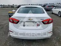 2018 Chevrolet Cruze photo