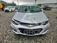 2018 Chevrolet Cruze photo