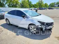 2018 Chevrolet Cruze photo