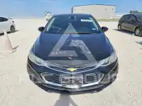 2018 Chevrolet Cruze photo