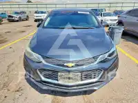 2018 Chevrolet Cruze photo