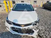 2018 Chevrolet Cruze photo
