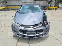 2018 Chevrolet Cruze photo