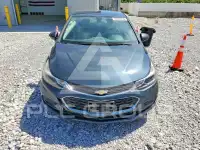 2018 Chevrolet Cruze photo