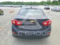 2018 Chevrolet Cruze photo