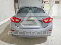 2018 Chevrolet Cruze photo