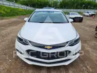 2018 Chevrolet Cruze photo