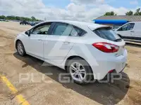 2018 Chevrolet Cruze photo