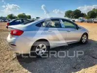 2018 Chevrolet Cruze photo