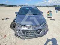 2018 Chevrolet Cruze photo