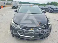 2018 Chevrolet Cruze photo