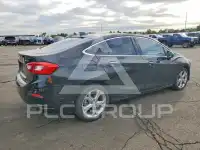 2018 Chevrolet Cruze photo