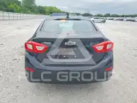 2018 Chevrolet Cruze photo