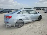 2018 Chevrolet Cruze фото