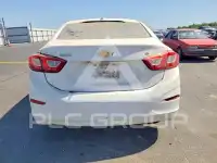 2018 Chevrolet Cruze фото
