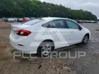 2018 Chevrolet Cruze photo