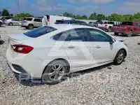 2018 Chevrolet Cruze photo