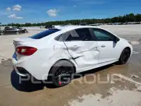 2018 Chevrolet Cruze photo