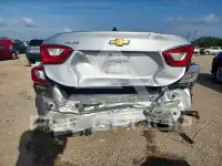 2018 Chevrolet Cruze photo