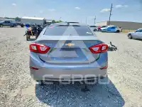 2018 Chevrolet Cruze фото