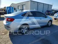 2018 Chevrolet Cruze photo