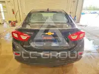 2018 Chevrolet Cruze photo
