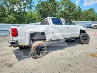 2018 Chevrolet Silverado фото