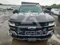 2018 Chevrolet Silverado photo
