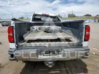 2018 Chevrolet Silverado photo