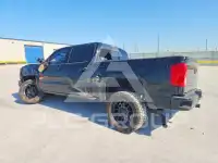 2018 Chevrolet Silverado фото