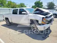 2018 Chevrolet Silverado photo