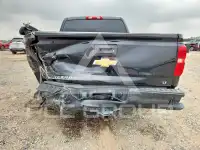 2018 Chevrolet Silverado photo