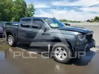 2018 Chevrolet Silverado фото