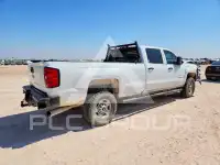 2018 Chevrolet Silverado фото