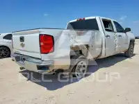 2018 Chevrolet Silverado photo