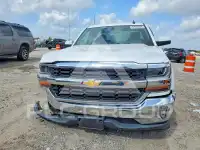 2018 Chevrolet Silverado photo