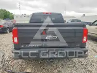 2018 Chevrolet Silverado photo