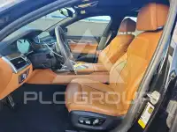 2018 BMW 740 фото