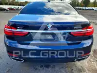 2018 BMW 750 фото
